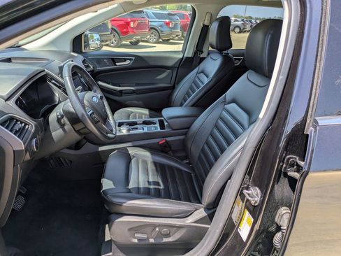 Used 2023 Ford Edge SEL image 7
