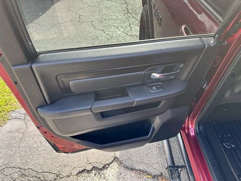 Used 2018 RAM 1500 Rebel w/ Luxury Group image 36