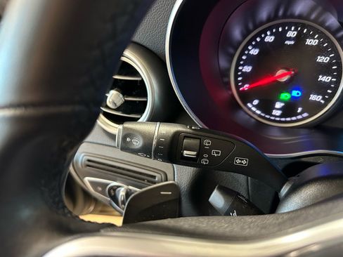 Used 2021 Mercedes-Benz GLC 300 image 17