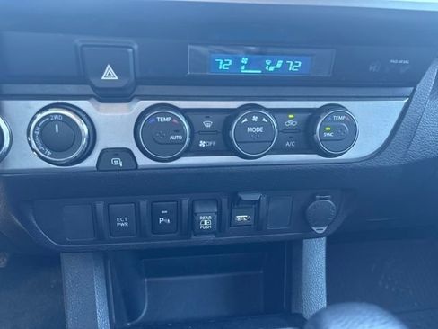 Used 2023 Toyota Tacoma SR5 AWD/4WD image 24