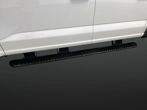 Used 2024 Ford F250 XLT image 32