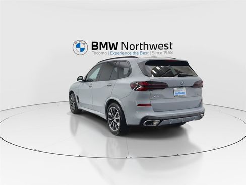 New 2026 BMW X5 xDrive50e w/ Executive Package AWD/4WD image 13