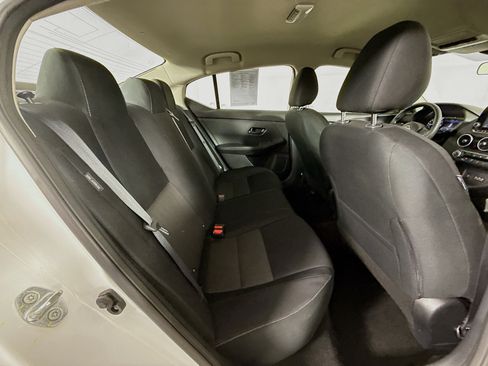 Used 2024 Nissan Sentra SV FWD image 32