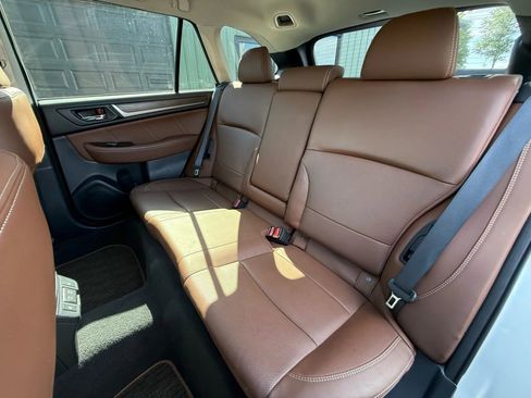 Used 2019 Subaru Outback 3.6R Touring w/ Popular Package #3A image 26