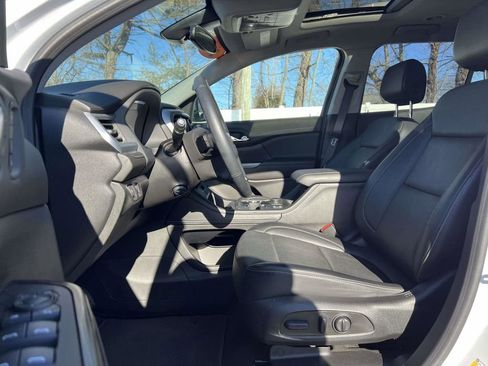 Used 2023 GMC Acadia SLT w/ Preferred Package image 15