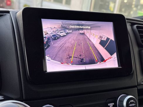 Used 2025 RAM ProMaster 2500 w/ Convenience Group image 18