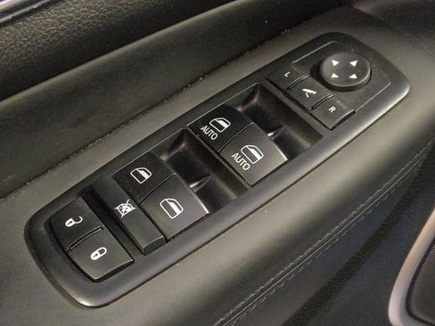 Used 2018 Jeep Grand Cherokee Summit w/ Platinum Series Group image 27