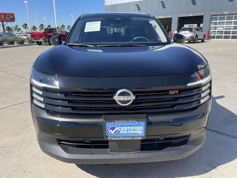 Certified 2025 Nissan Kicks SR image 6