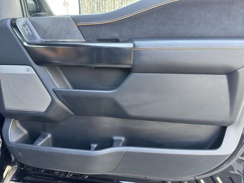 Used 2023 Ford F150 Platinum image 38