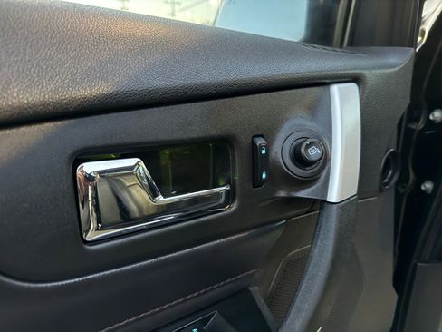 Used 2013 Ford Edge Limited image 30