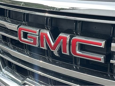 Certified 2022 GMC Yukon XL SLT w/ SLT Luxury Package image 35
