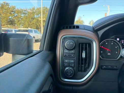 Used 2021 Chevrolet Silverado 3500 High Country w/ Z71 Off-Road Package image 10