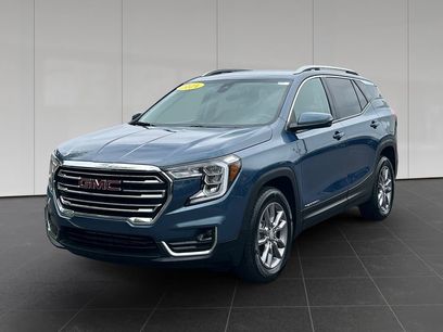 Used 2024 GMC Terrain SLT