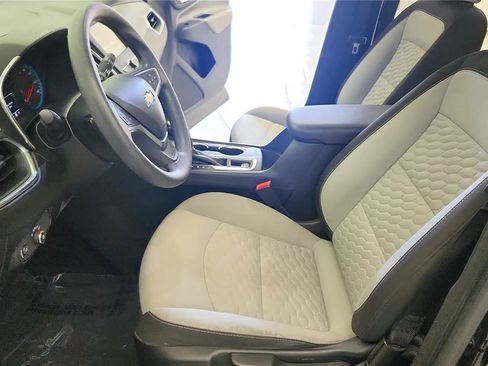 Used 2018 Chevrolet Equinox LS FWD image 23