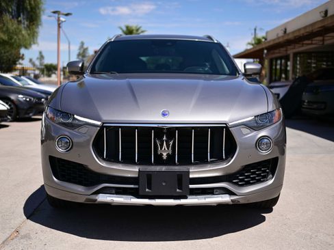 Used 2017 Maserati Levante S image 2