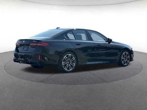 Used 2026 BMW 530i xDrive image 6