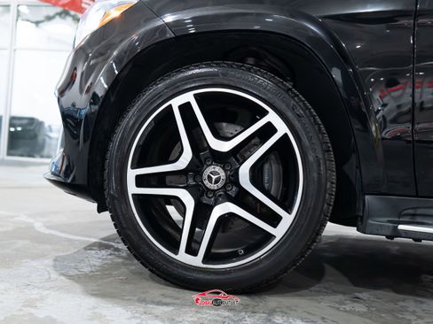 Used 2018 Mercedes-Benz GLS 550 4MATIC w/ Driver Assistance Package image 10