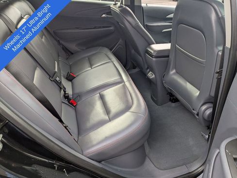 Used 2020 Chevrolet Bolt Premier w/ Infotainment Package image 33