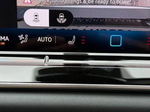 New 2026 Volkswagen Tiguan SE AWD/4WD image 14