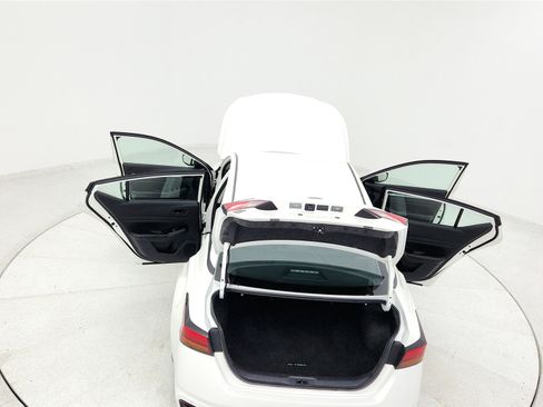 Used 2023 Nissan Altima 2.5 SV image 22