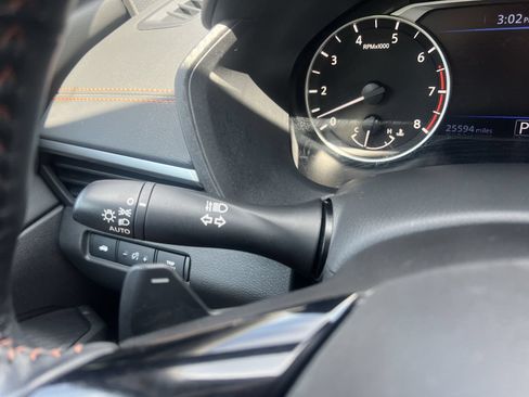 Certified 2021 Nissan Altima 2.5 SR FWD image 11