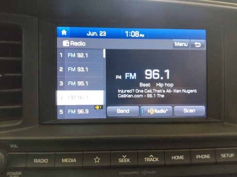 Used 2019 Hyundai Elantra Value Edition FWD image 25