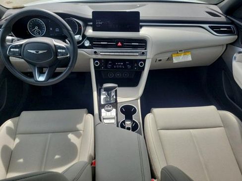 Used 2025 Genesis G70 2.5T RWD image 10