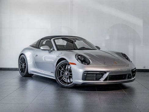 Certified 2024 Porsche 911 Targa 4 GTS AWD/4WD image 8