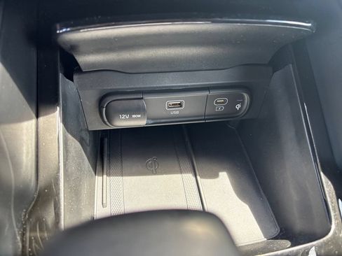 Used 2023 Kia Telluride S FWD image 27