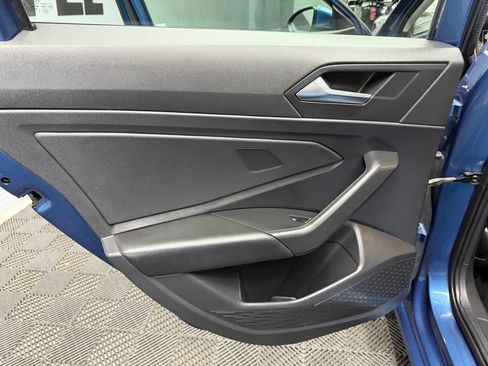 Used 2020 Volkswagen Jetta SE w/ SE Cold Weather Package FWD image 42