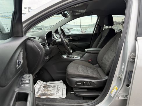 Used 2019 Chevrolet Equinox LT image 14