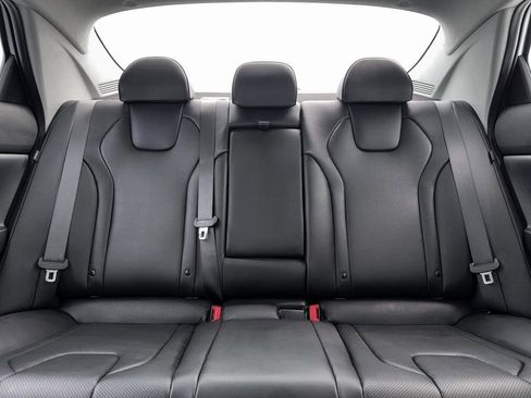 New 2026 Hyundai Elantra Limited image 15