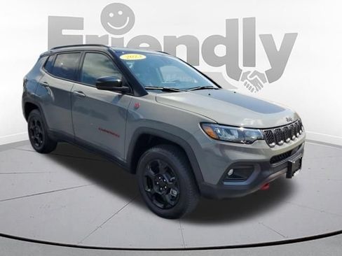 Used 2023 Jeep Compass Trailhawk w/ Trailhawk Convenience Group AWD/4WD image 7