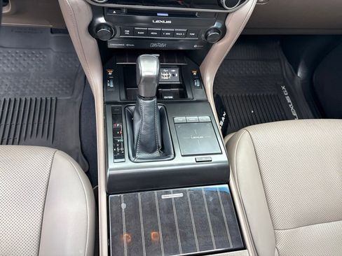 Used 2023 Lexus GX 460 Premium AWD/4WD image 17