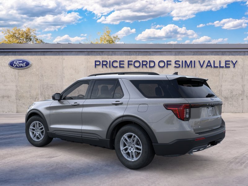 Used 2026 Ford Explorer Active w/ Active Comfort Package RWD image 4