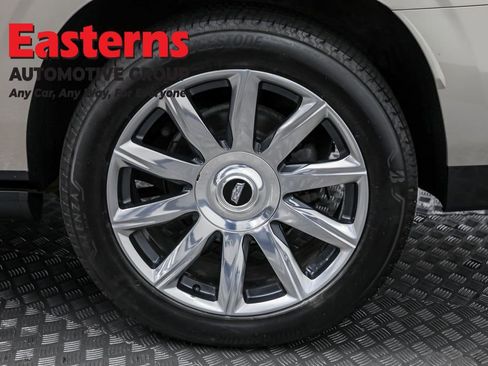 Used 2021 Cadillac Escalade ESV Premium Luxury Platinum image 40