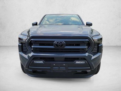 Used 2025 Toyota Tacoma SR5 AWD/4WD image 2