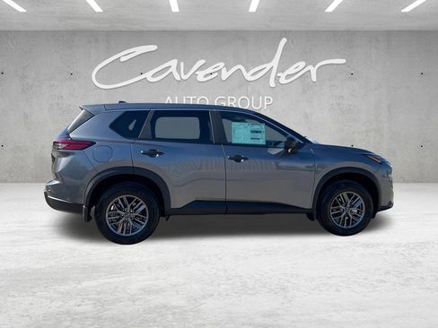 New 2026 Nissan Rogue S image 17