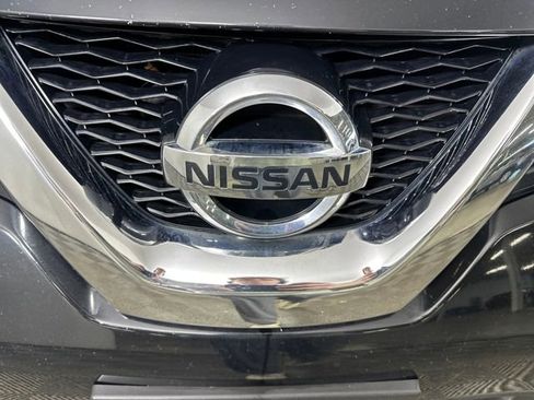 Used 2015 Nissan Rogue S FWD image 9