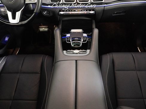 Used 2021 Mercedes-Benz Maybach GLS 600 4MATIC image 45