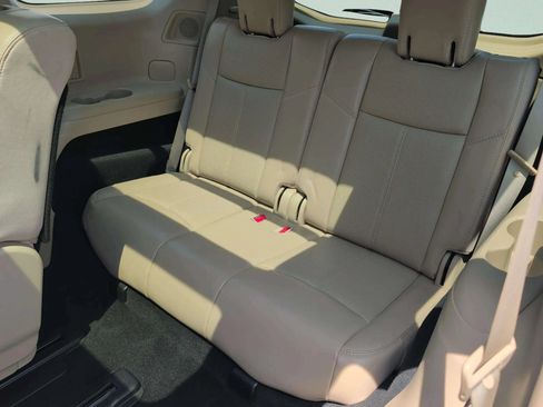 Used 2020 Nissan Pathfinder Platinum AWD/4WD image 38