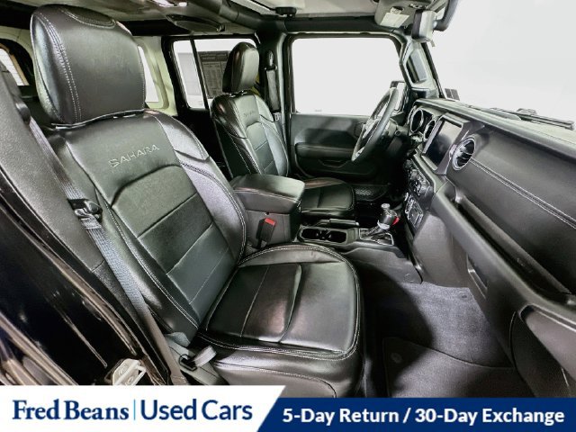 Used 2023 Jeep Wrangler Unlimited Sahara w/ Cold Weather Group AWD/4WD image 35