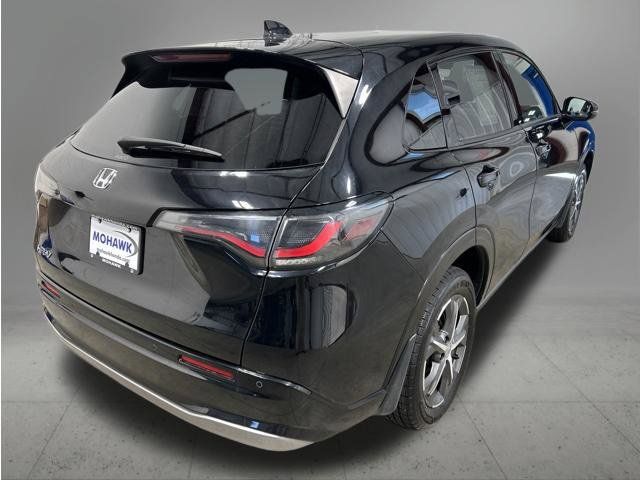 Certified 2024 Honda HR-V EX-L image 6