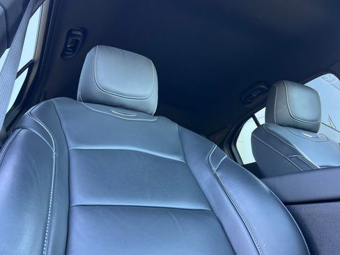 Certified 2024 Cadillac XT4 Premium Luxury image 20