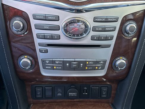 Used 2019 INFINITI QX80 Luxe w/ Cargo Package image 31