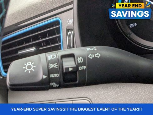 Used 2019 Kia Niro EX Premium image 35