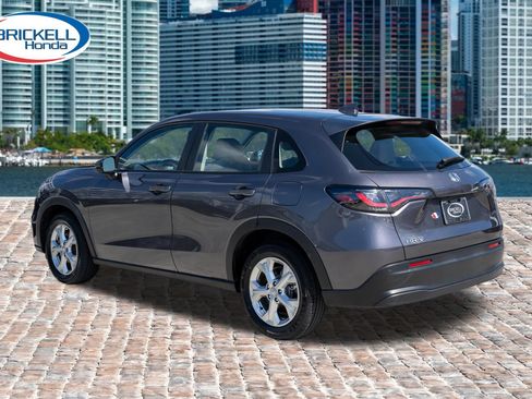 Used 2023 Honda HR-V LX image 7