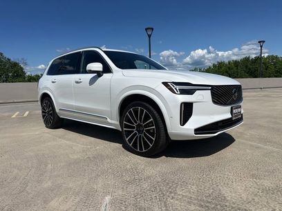 New 2026 Volvo XC90 B6 Plus w/ Protection Package Premier