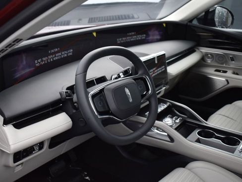 New 2026 Lincoln Nautilus Reserve AWD/4WD image 8