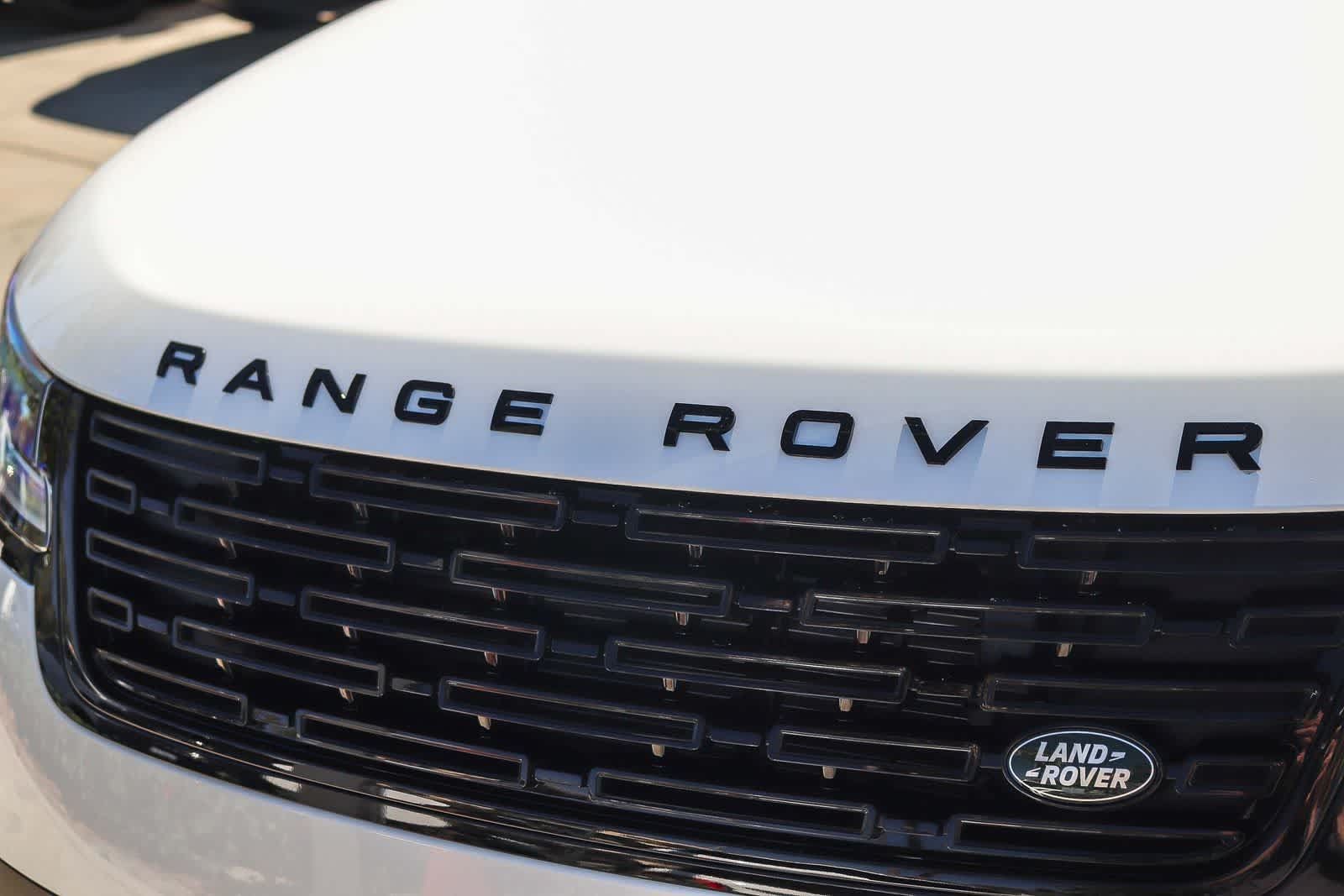 New 2026 Land Rover Range Rover Velar S AWD/4WD image 11